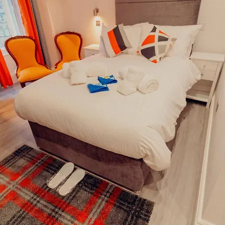 Gæstehus Mayfield 4*