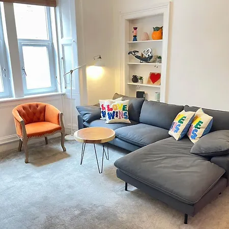 Lovely Two Bedrooms *