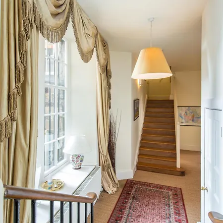 Apartmán Parliament Sq