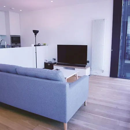 Modern Quartermile Apartment