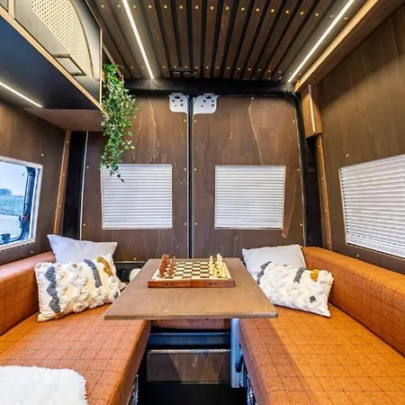 Trippie Campers فندق *