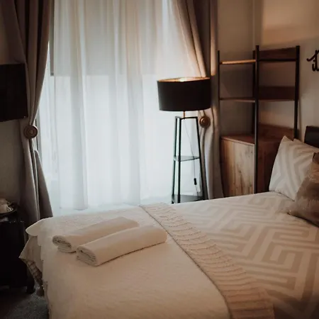 Bed & Breakfast 16 Pilrig