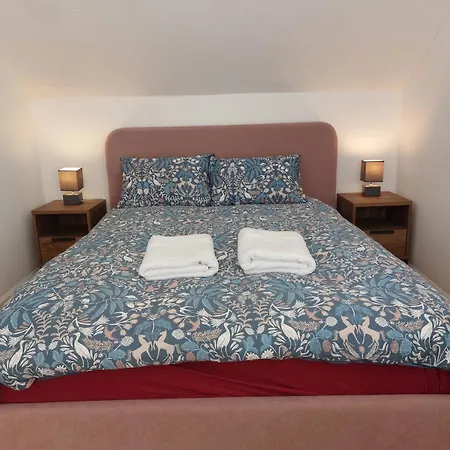 Holiday home Bright - - Sleeps 10