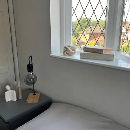 Number 70, Portobello, 別荘