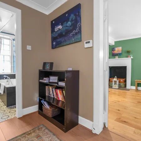 Apartment Charming In The Old Town Edinburgh