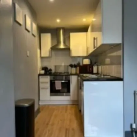 Cozy Central 1 Bedroom Flat *