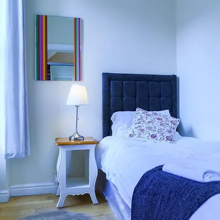 Royal Mile Escape - Five Bedrooms アパート *