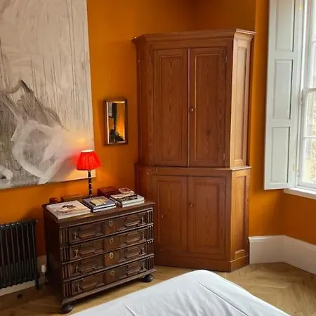 Lovely Old Town Apartment