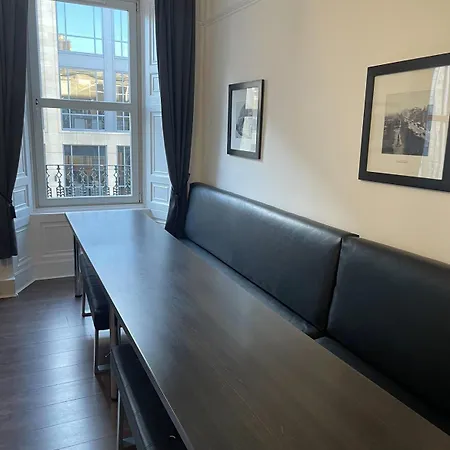 Morrison Street Apartment Edinburgh