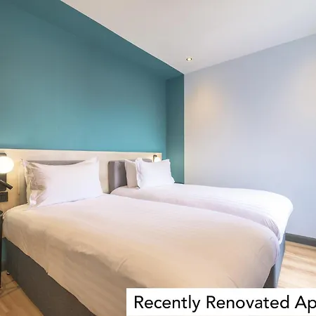 Holyrood Apart-hotel 4*