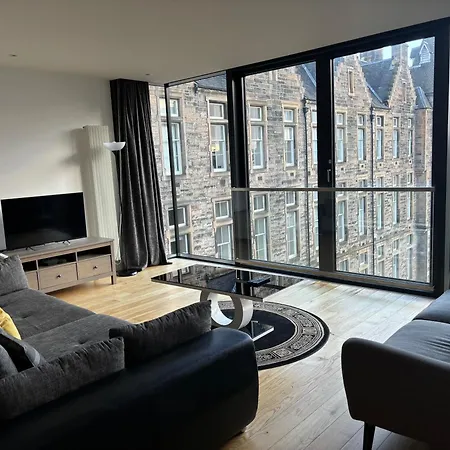 Apartment Executive Quartermile Near To Castle University With Park View *