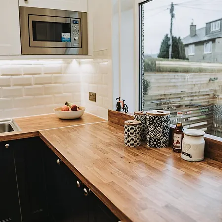 Large Bedroom, Close To Airport And Centre Édimbourg