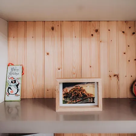 Large Bedroom, Close To Airport And Centre Séjour chez l'habitant