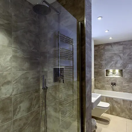 The Lane Hotel 4*