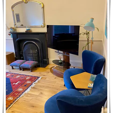 Beautifully Decorated 2bed Apt- Gem In Center Apartamento