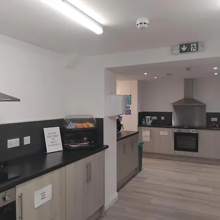 Hostel Victoria Park House