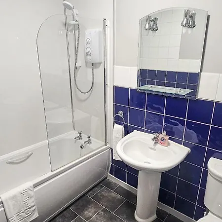 Royal Mile - Bright 2 Bedroom