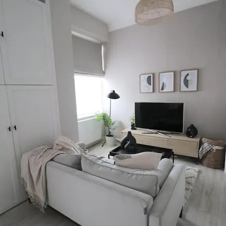 Daire Modern Flat In *