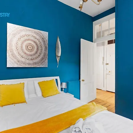 Apartment First Floor-2 Bedroom Apartment- By Holiday Homes Edinburgh