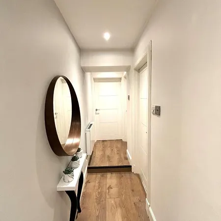 Lejlighed The Gardners In Centre With Parking