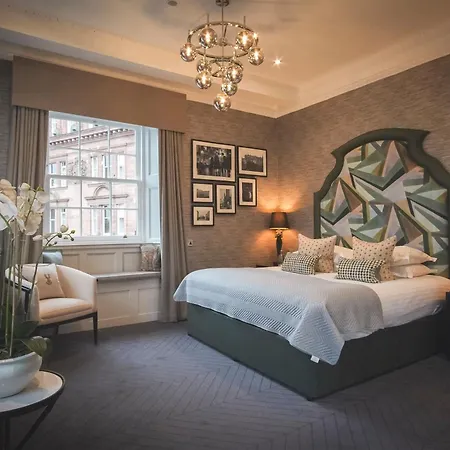 The Rutland & 4*