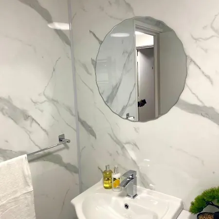 Charming Away From Home! Appartement