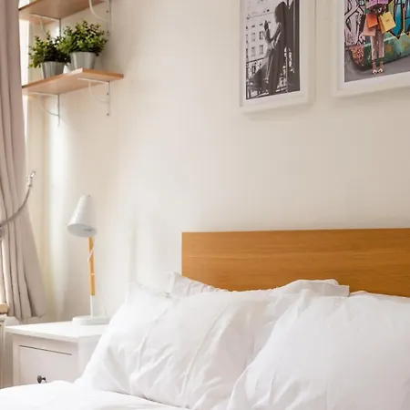 Апартаменты Spacious 3 Bed In Marchmont