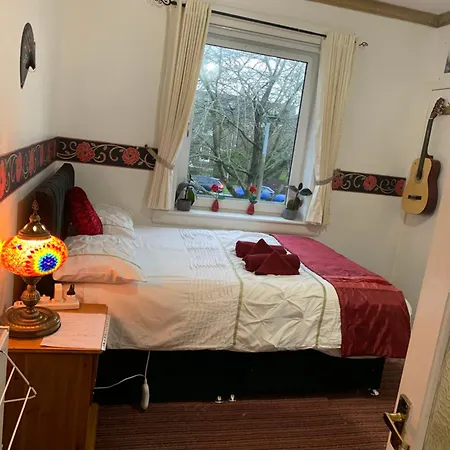 Homestay Little Universe Edinburgh