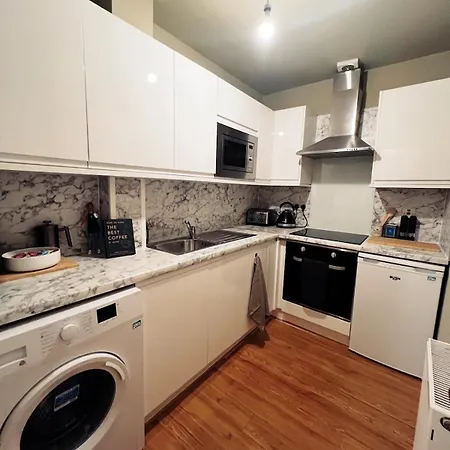 Designer Flat By Castle *