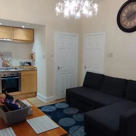 Central Flat Sleep 6 Minutes From Old Town