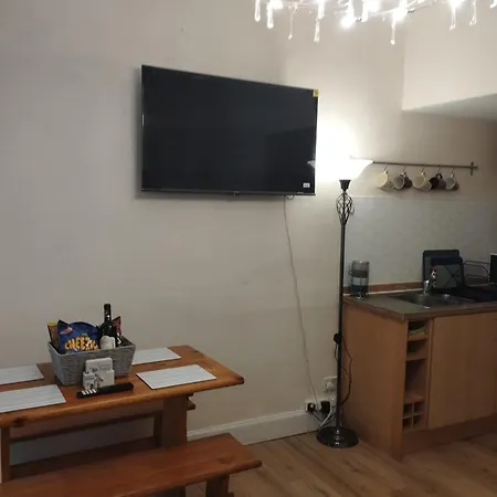 Central Flat Sleep 6 Minutes From Old Town Edinburgh