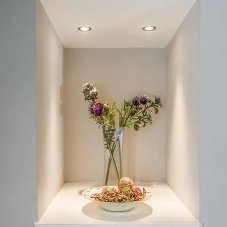 Large 3 Bed 3 Bath - New Town *