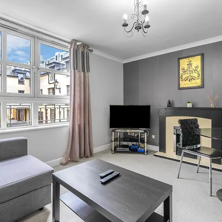 Comfy Place Off Royal Mile, With Parking Appartement