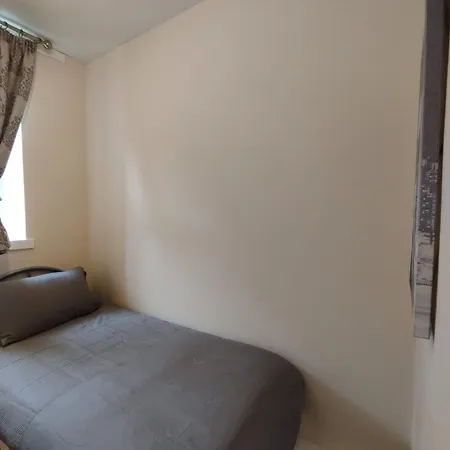 2 Bed Flat Old Town Apartment Edinburgh