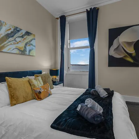 Free Parking - Centre - Stunning Views - Great Location Edinburg