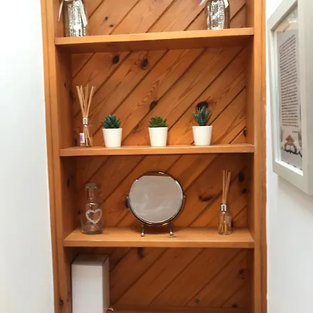 Stylish With Private Roof Terrace