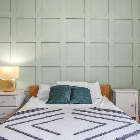 公寓 Central, Cozy 2br-1ba-haymarket - With Parking