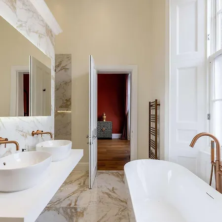 Dragon Luxury Serviced At Albyn Place Appartamento
