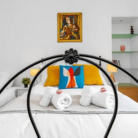 Апартаменты Gorgeous Centre Pad, 2 Bedrooms Эдинбург