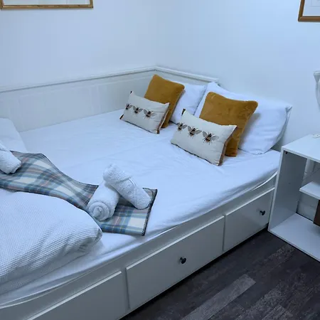 Very Central, Charlotte Square, Near The Castle *