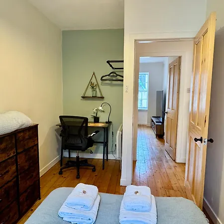 شقة Victoria Street - 2br Old Town Get Away! Perfect Location Next To Castle