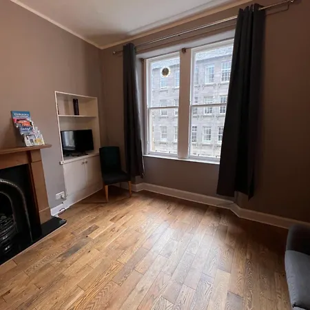 Apartament John Knox's On Edinburgh's Royal Mile *