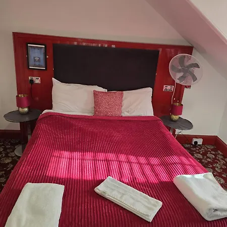 The - No 57 Vendégház