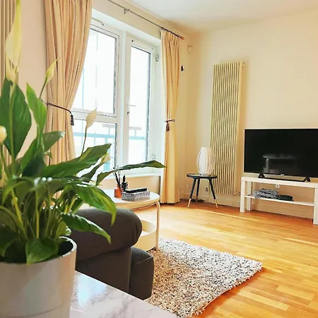 Luxury At Edimburgo