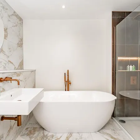 Апартаменты Dragon Luxury At 9 Albyn Place *