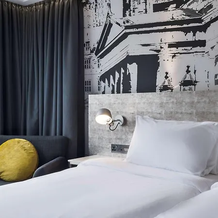 מלון Radisson Blu Hotel, Centre אדינבורו