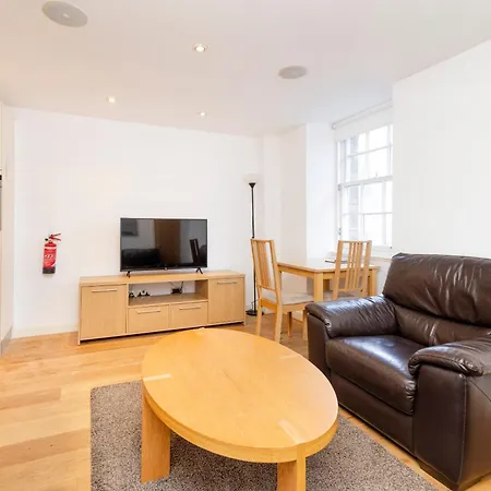 Joivy Superb Flats In The Heart Of