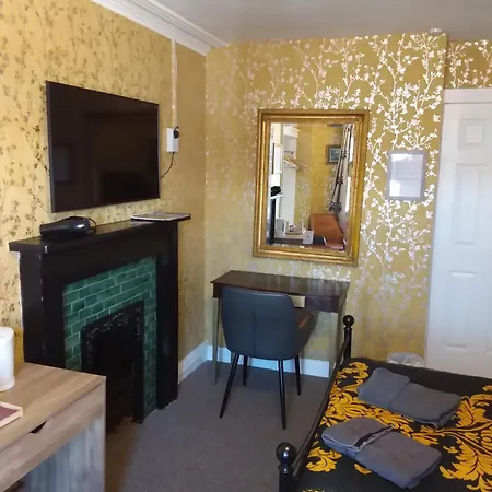 Ivy- Braveheart Edinburgh