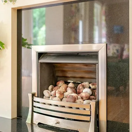 Amulree, * Εδιμβούργο