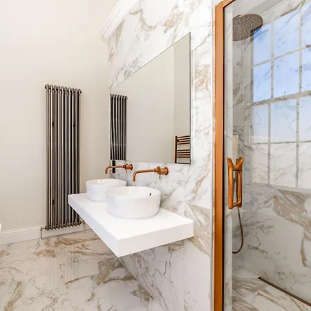 Dragon Luxury At 9 Albyn Place * Эдинбург